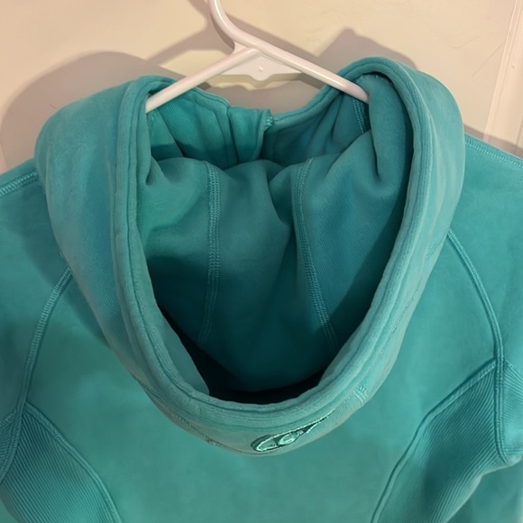 Lululemon turquoise fleece scuba full zip hoodie - Picture 6 of 10